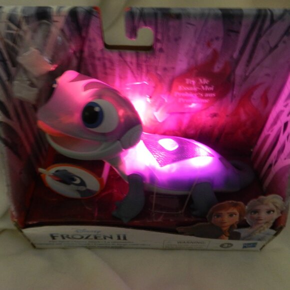 Disney Frozen 2 Bruni Fire Spirit Salamander 7" Light Up Figure🆕SHIPS Fast💨⚡🚚 - Picture 4 of 15